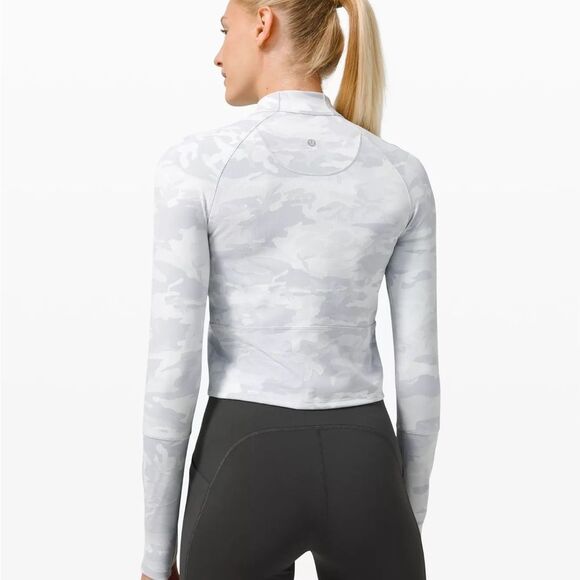 Lululemon pace pursuit Gray Camouflage Long Sleeve Top size 6 EUC - Picture 2 of 4